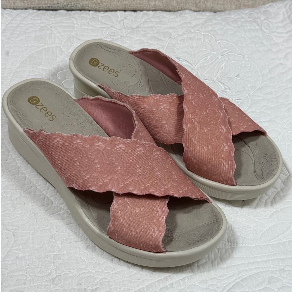BZees Women Pink 7.5 Sahara Wedge Slip On Comfort Sandal Lightweight Travel Shoe